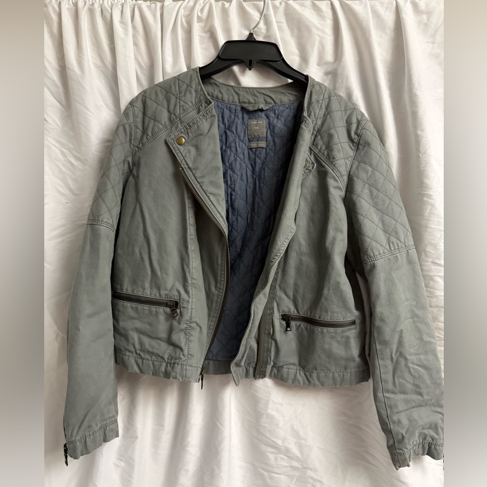 Gap Quilted Cotton Moto Jacket in Drab Green, size 4